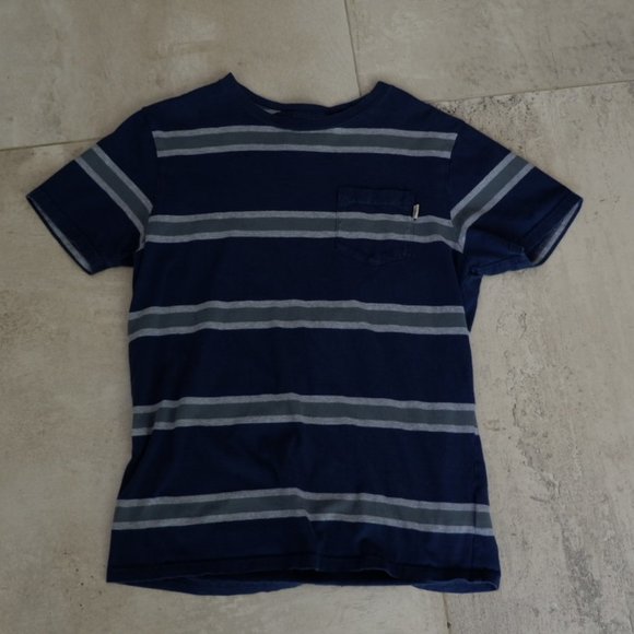 BUNDLE OF 3 TSHIRTS!! - Picture 3 of 10